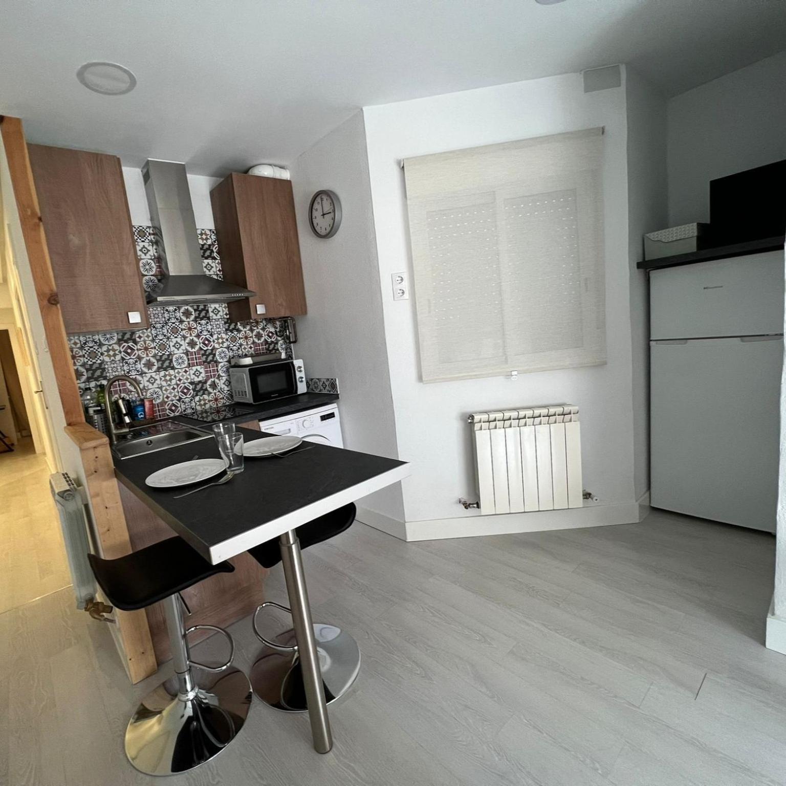 Maristas Suites León Esterno foto